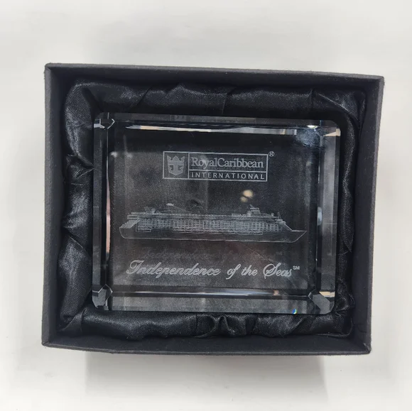 Royal Caribbean Independence of the Seas 3D Etched Crystal Block Paper Weight